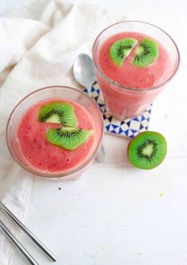 Strawberry,  Kiwi & Pineapple Smoothie